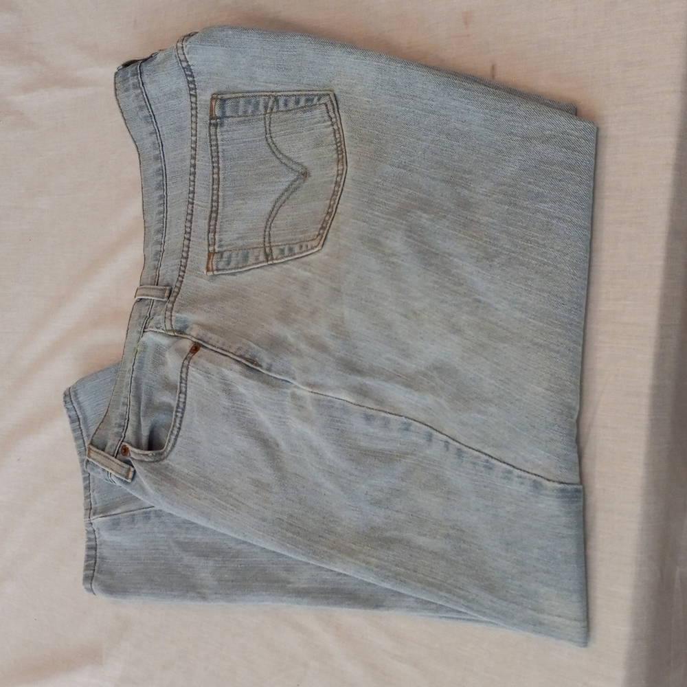 levi strauss & co
